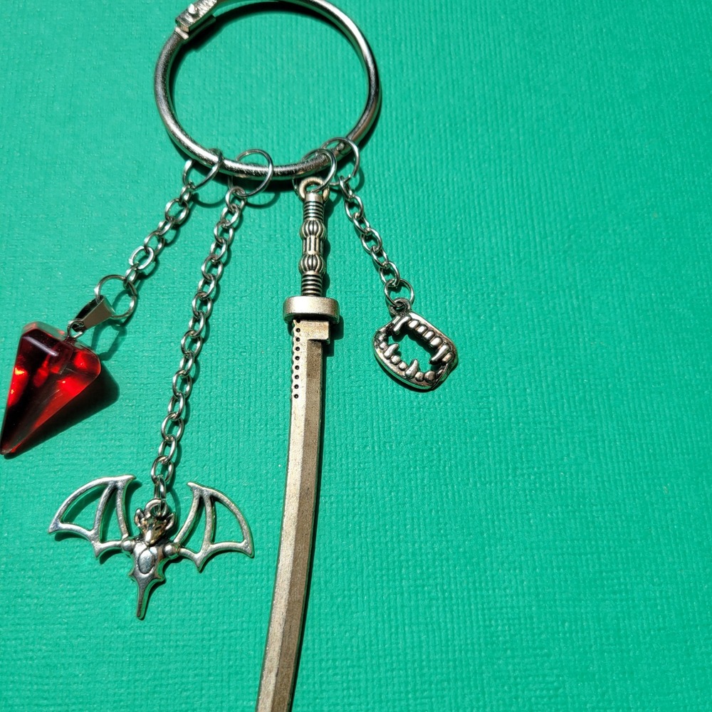 Handmade vampire themed silver keychain goth romantic vampy whimsigoth spooky - Picture 3 of 9